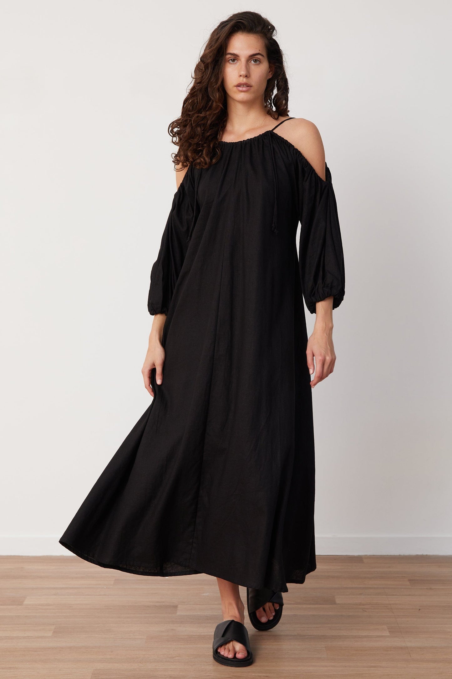 BAE | CONCEPT MAX DRESS - BLACK