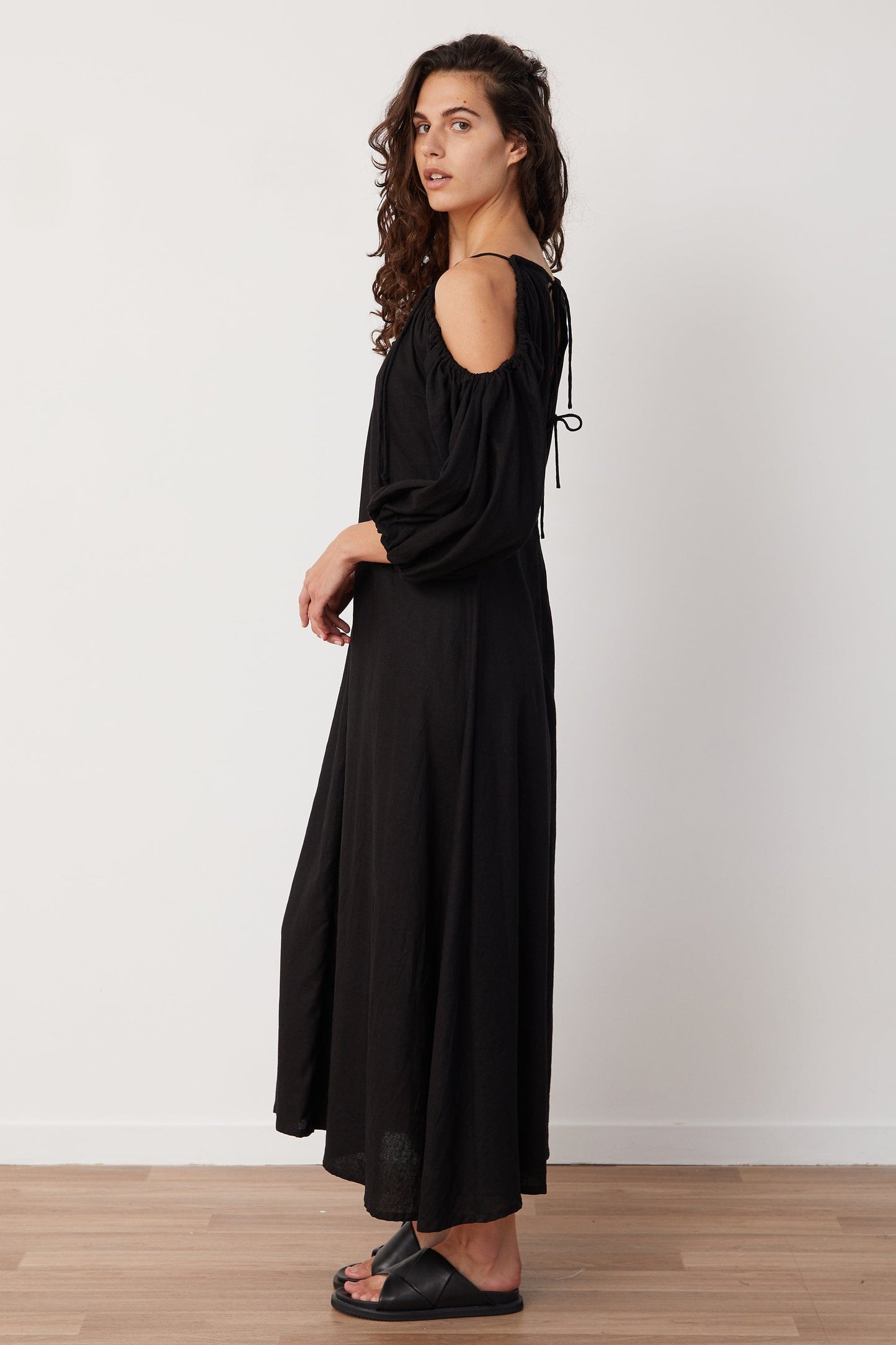 BAE | CONCEPT MAX DRESS - BLACK