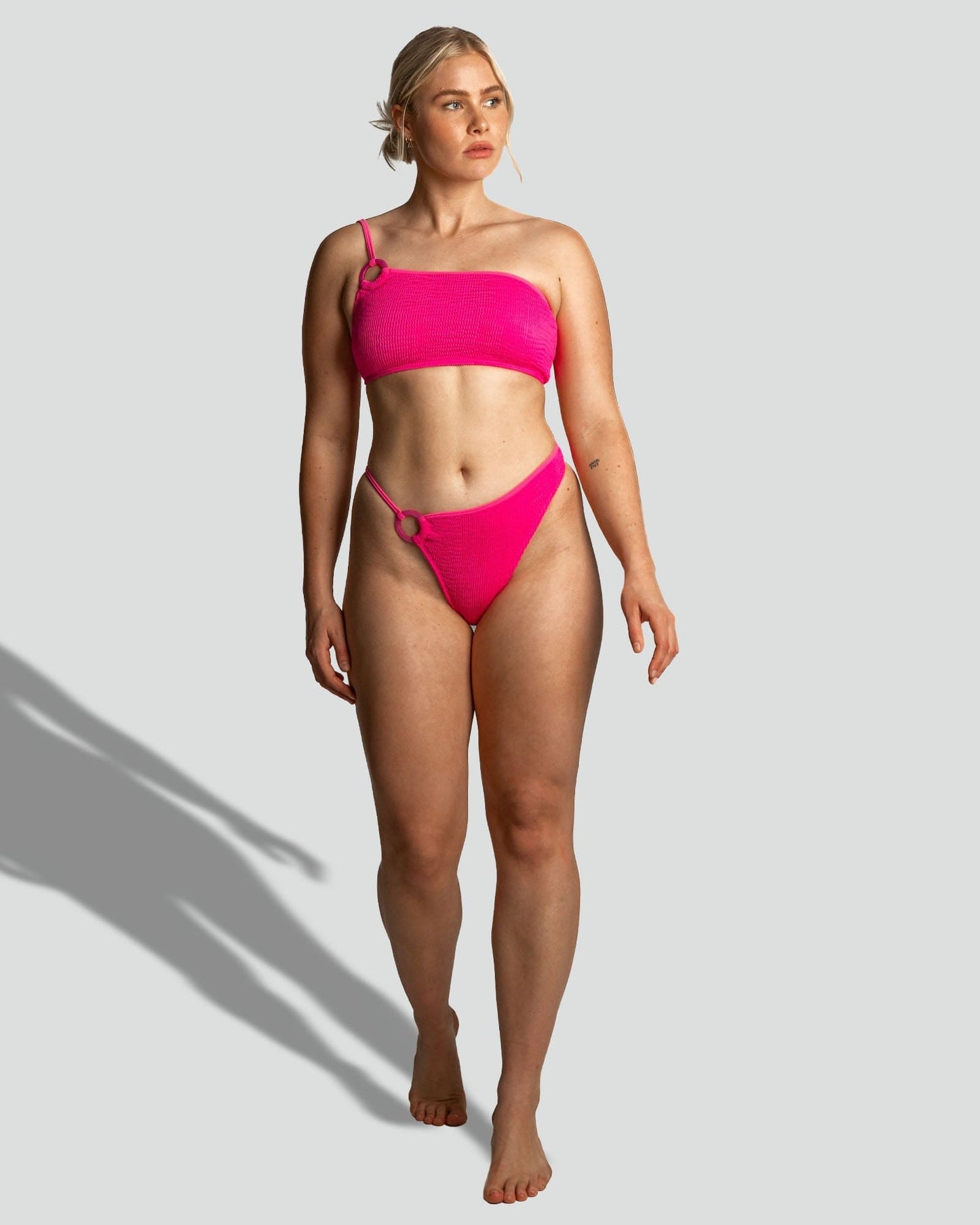 Cleonie | CAIRNS KINI