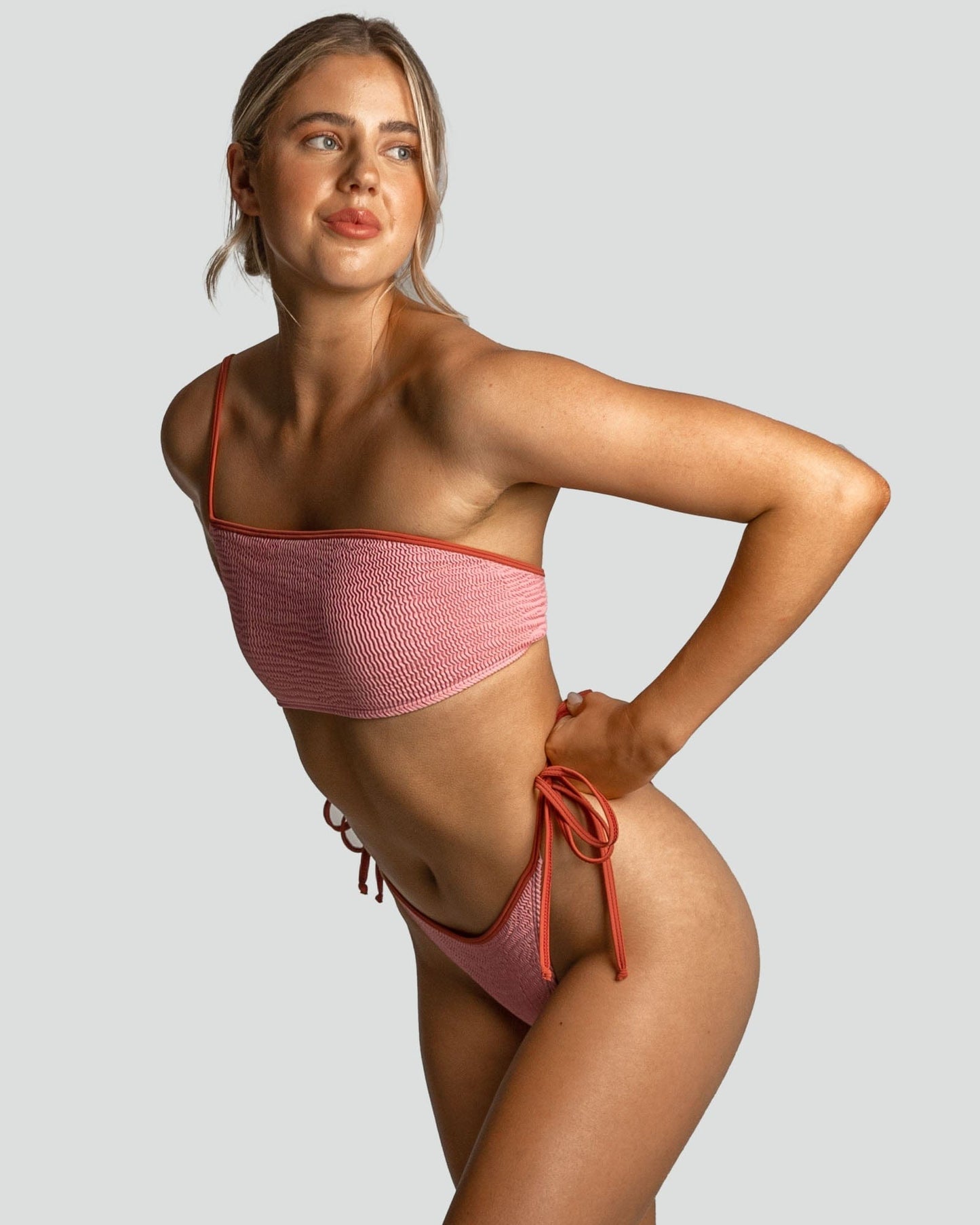 Cleonie | CRESCENT KINI