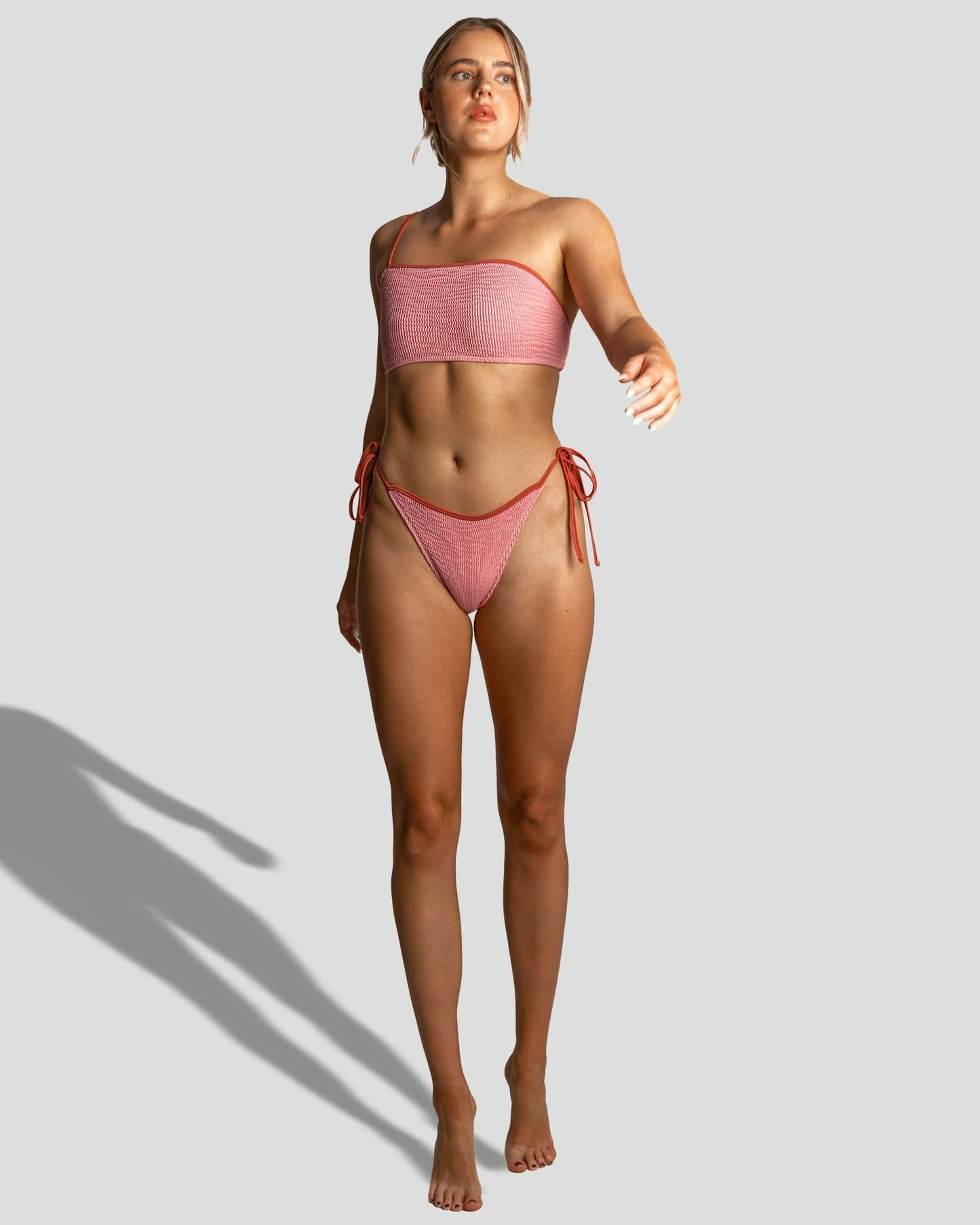 Cleonie | CRESCENT KINI
