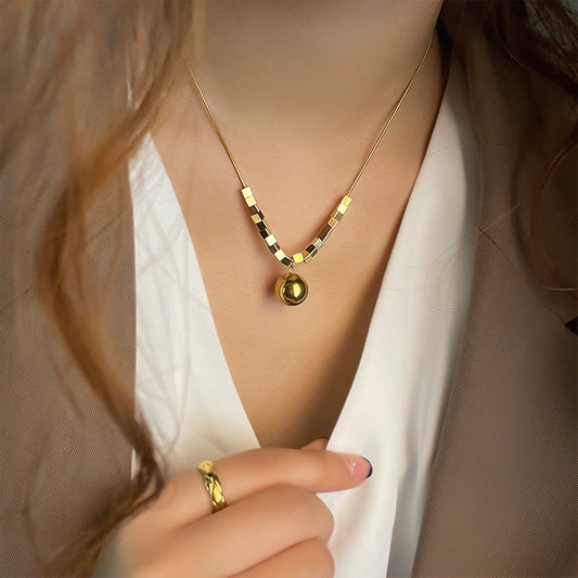Titanium Steel Chain Is Simple And Luxurious